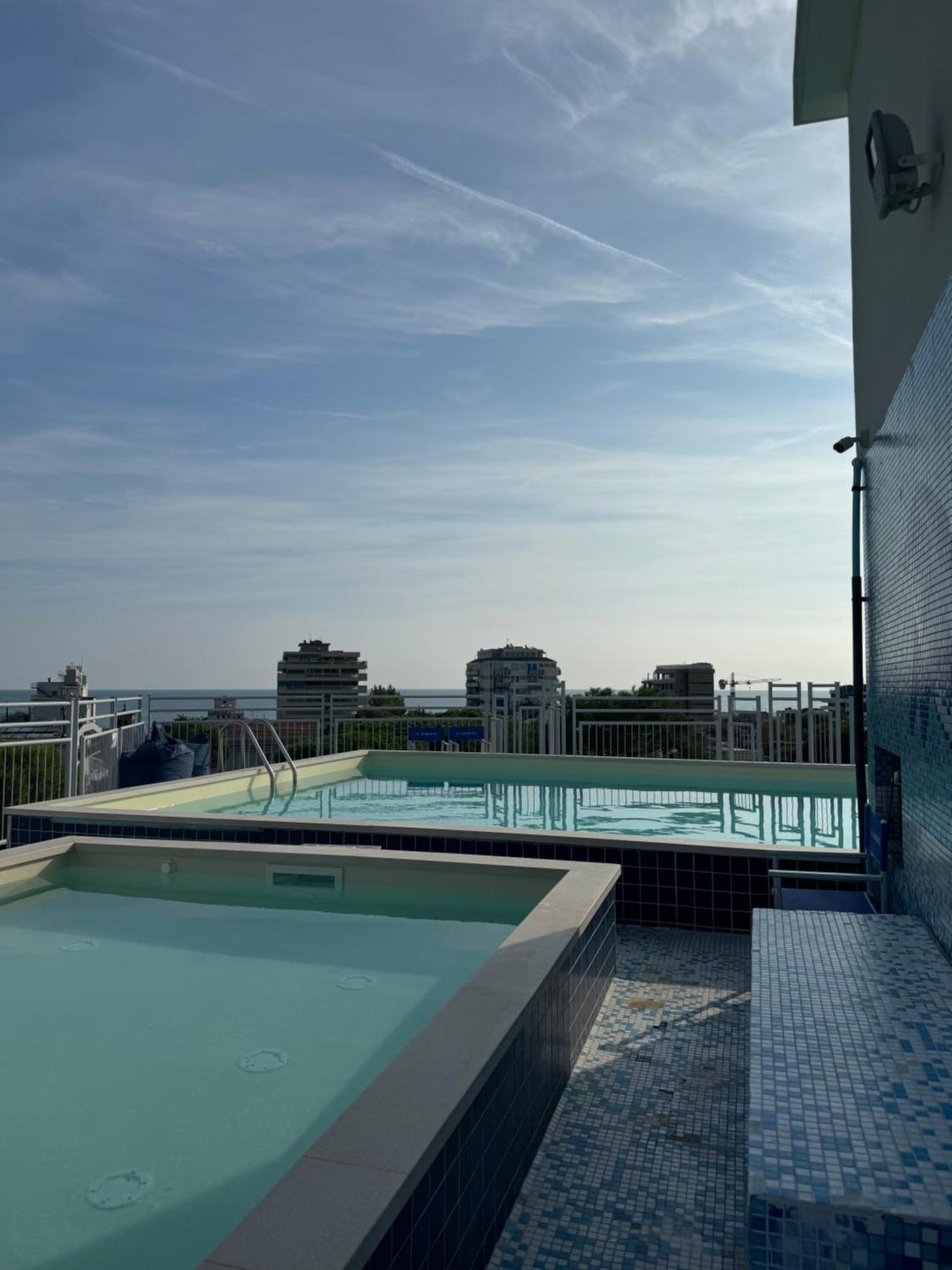 Augustus Hotel リッチョーネ エクステリア 写真