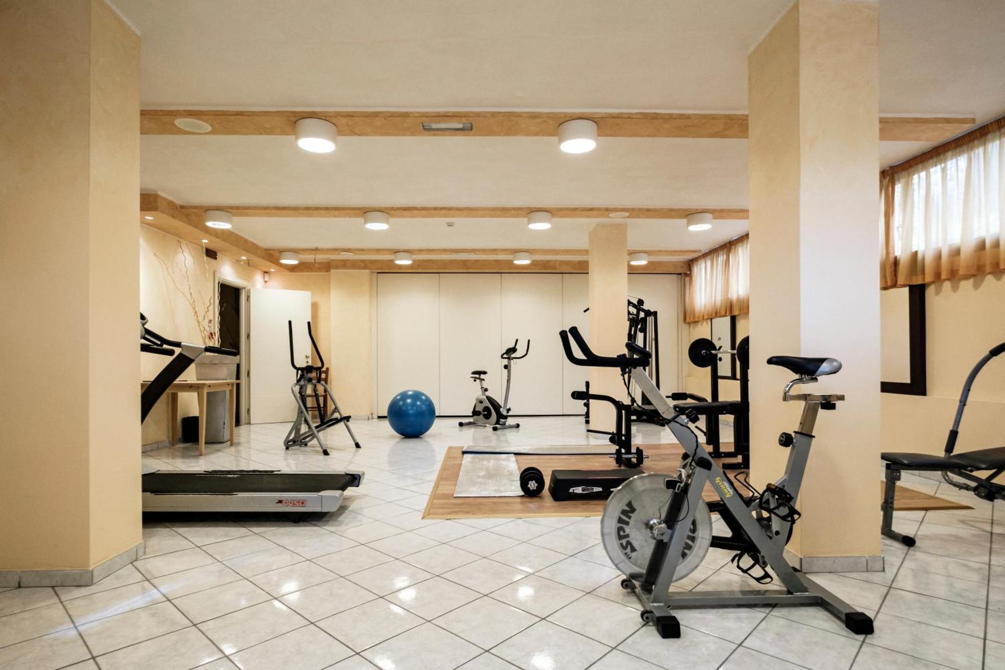 Augustus Hotel リッチョーネ エクステリア 写真